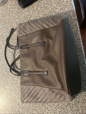 Leather Tote Bag in Brown by David Jones